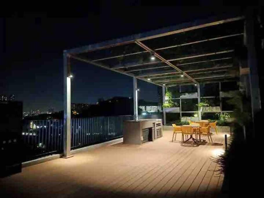 Pangsapuri Millerz 3r2b Near Midvalley 3 Beds 3 Bedrooms Staycation Choice