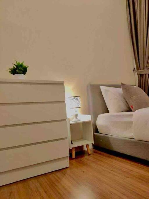 Pangsapuri Millerz 3r2b Near Midvalley 3 Beds 3 Bedrooms Staycation Choice Kuala Lumpur