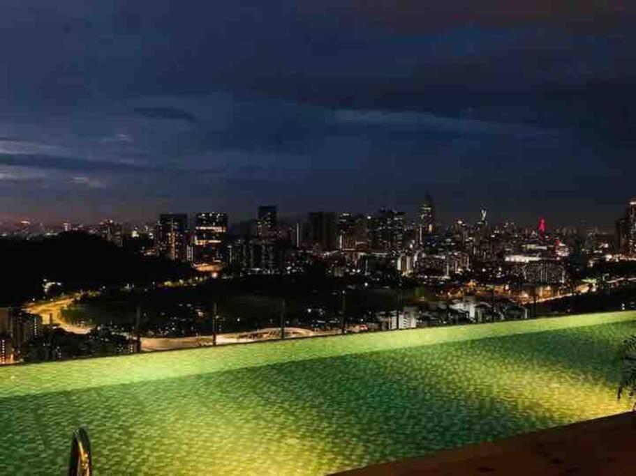 Millerz 3r2b Near Midvalley 3 Beds 3 Bedrooms Staycation Choice Pangsapuri