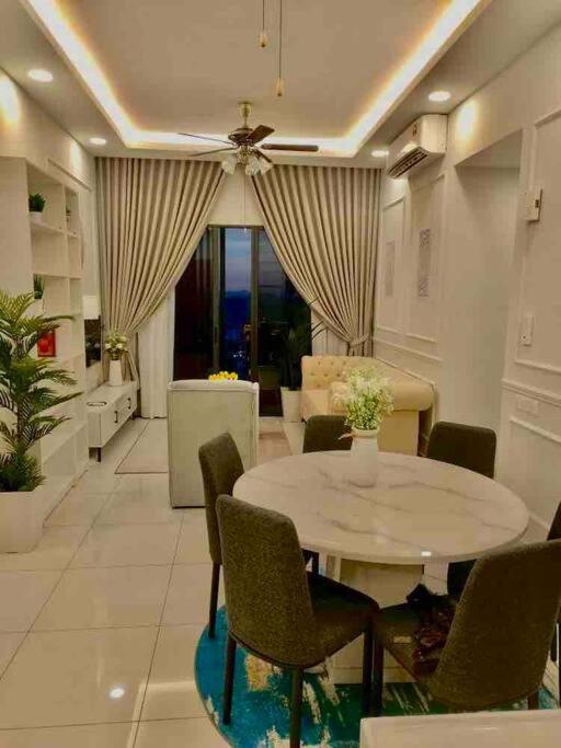Pangsapuri Millerz 3r2b Near Midvalley 3 Beds 3 Bedrooms Staycation Choice *